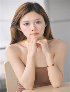 女教练房的呻吟